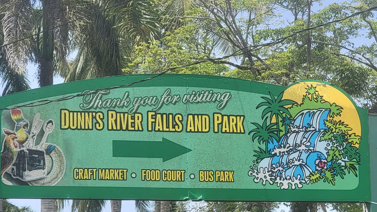 Dunn’s River Falls and Park entrance sign